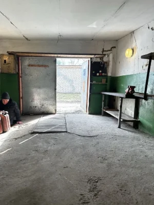 Кап гараж кооп « Авангард», поряд вул Чарівна