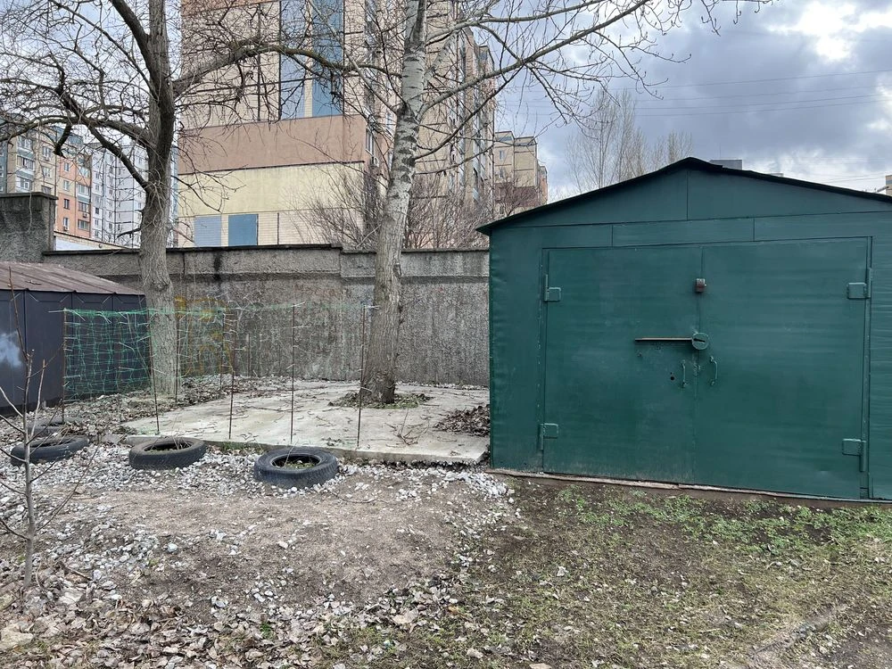 Metal Garage in Zarechnoe