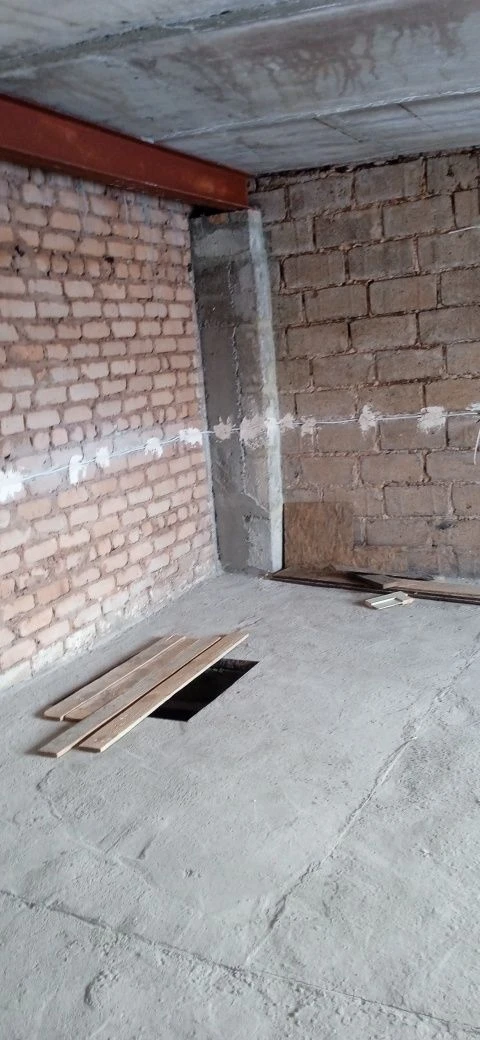 Гараж 40 м2 в Центре на Балхашской кооператив Дзержинец