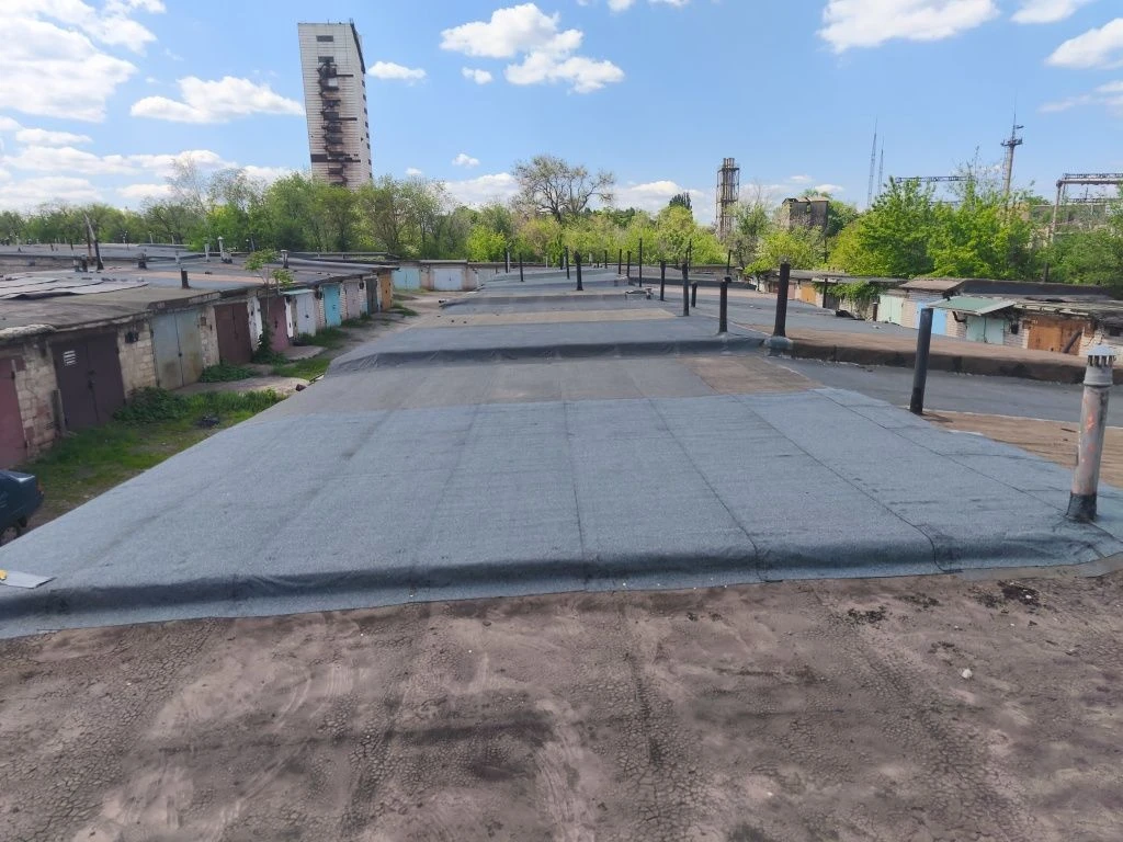 EXCHANGE. Capital garage, cooperative "Dnipro" 8 hospital (area)