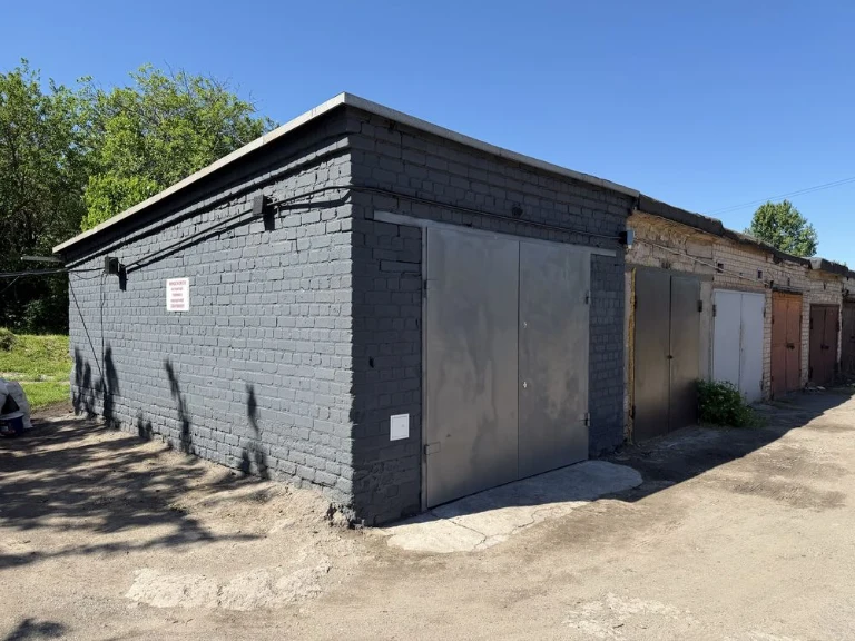 For Sale: Brick Garage in the Kubansk Cooperative