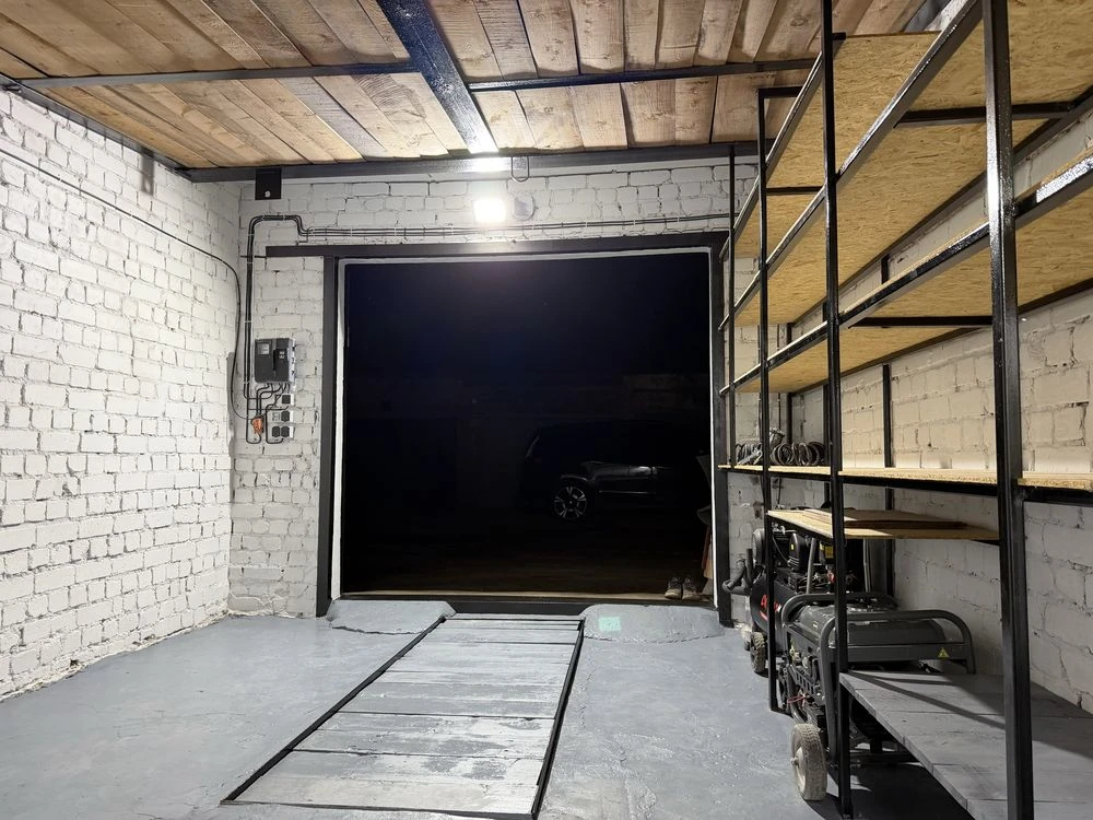 For Sale: Brick Garage in the Kubansk Cooperative