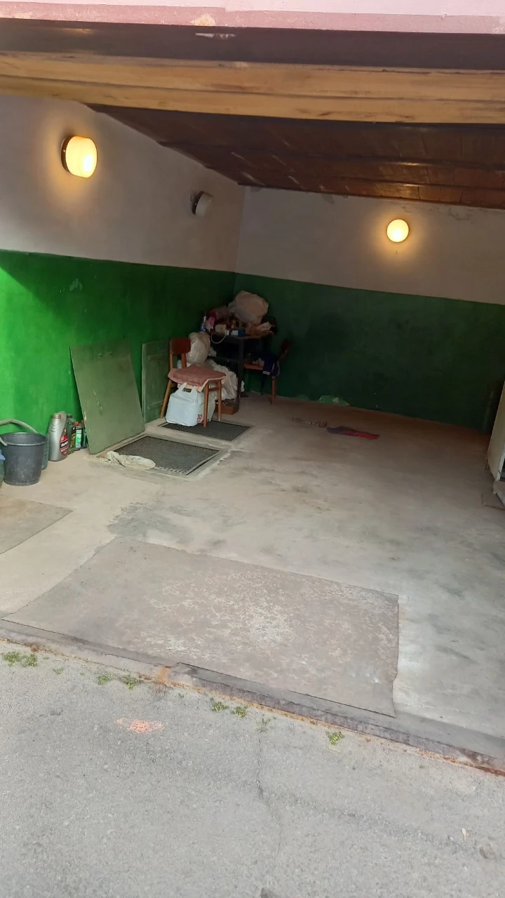For Sale: Garage in the "Cosmonauts" area.