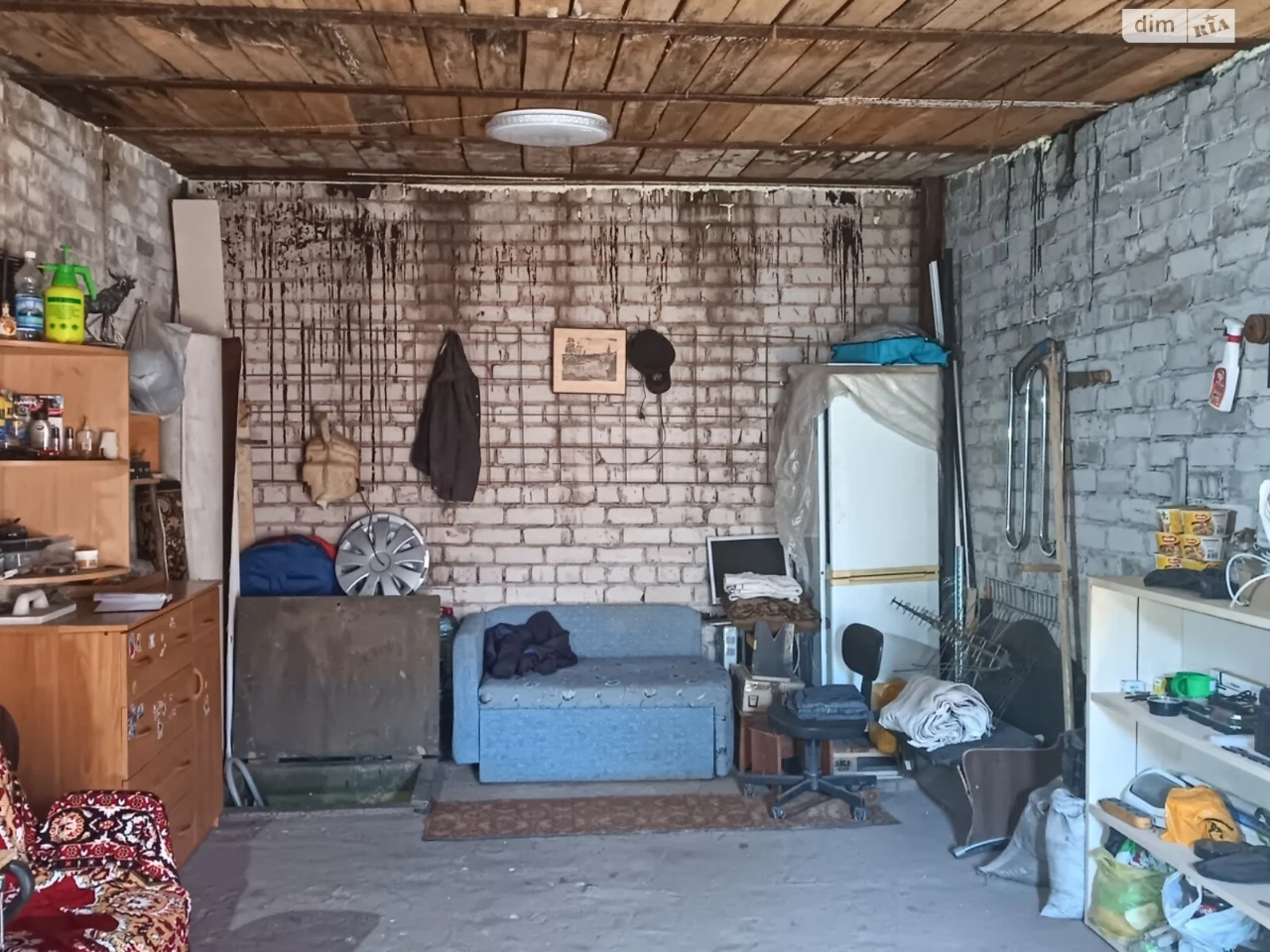 Property in Garage Cooperative Central-City
