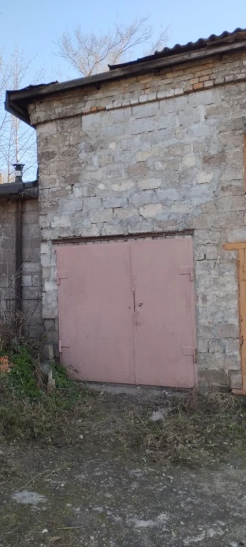 For Sale: Garage in Sosgorod, Metallurgiyn District