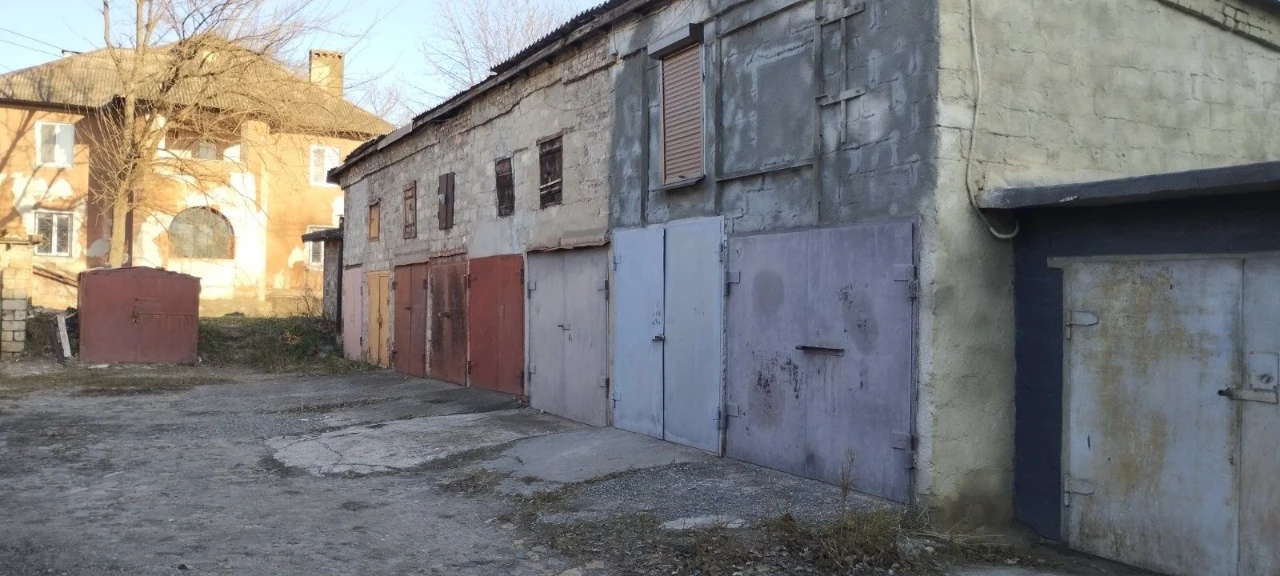 For Sale: Garage in Sosgorod, Metallurgiyn District