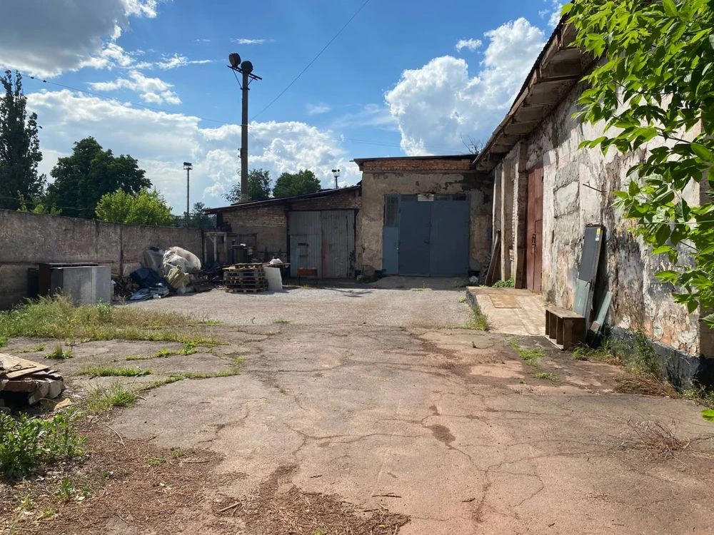 Продам гараж, бокс, склад, цех. Общ.пл 450кв.м