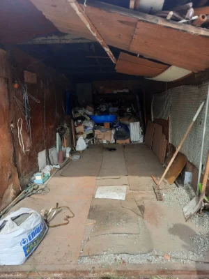Garage in the area of the hotel Kiev