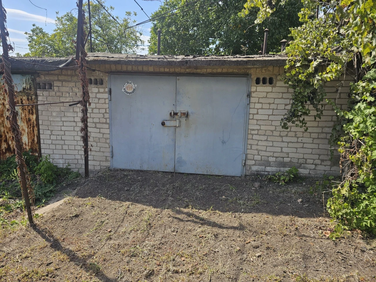 Продам капитальный гараж