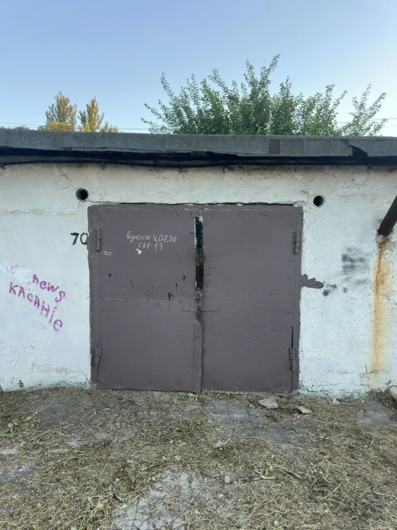 For Sale Garage (Site, final 14)