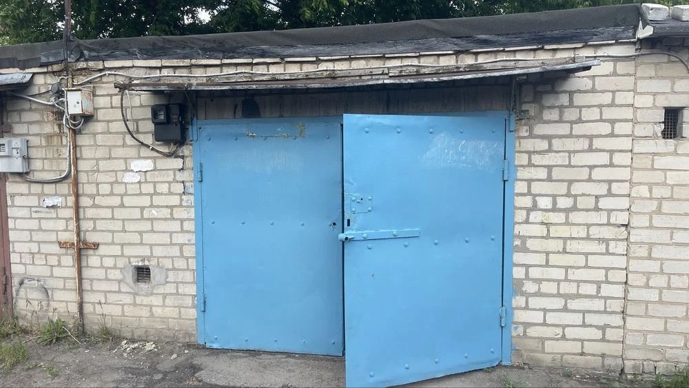 For Sale Garage at PSHS