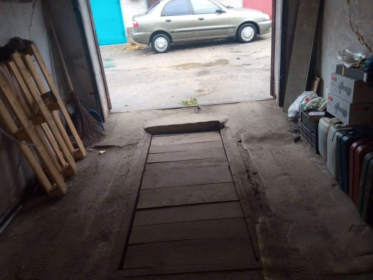 Garage for sale