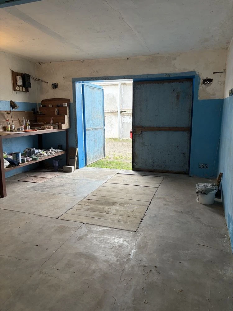 For Sale: Garage, Karakum Pzto