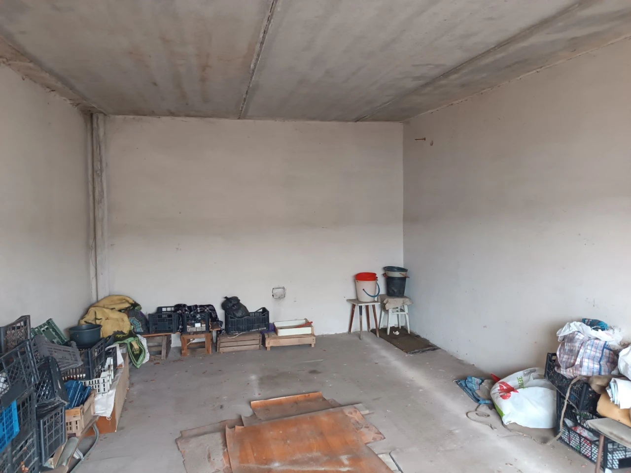 For Sale, Garage, Cooperative Start