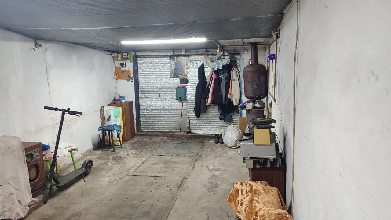 For Sale: Residential Garage