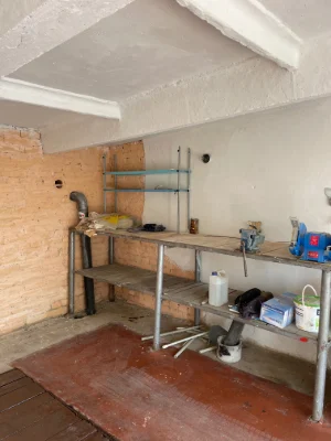 Garage in the city center with documents.