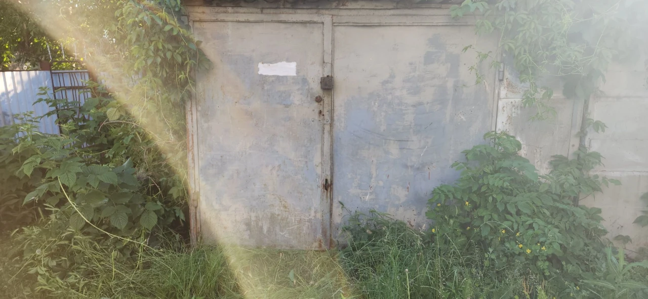 Garage for sale, near the hospital
