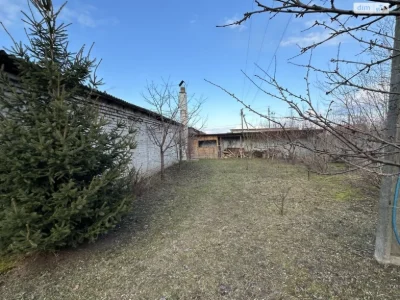 For Sale: Separate Garage, Zvyahel