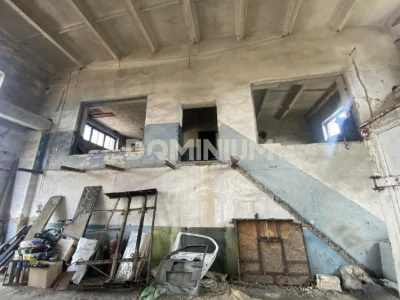 Commercial Garages for Sale in the City of Khust