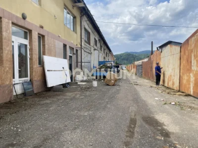 Commercial Garages for Sale in the City of Khust
