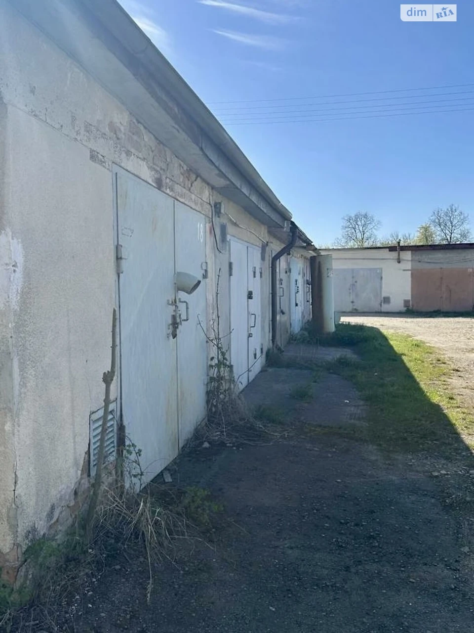 Продаж місця в гаражному кооперативі