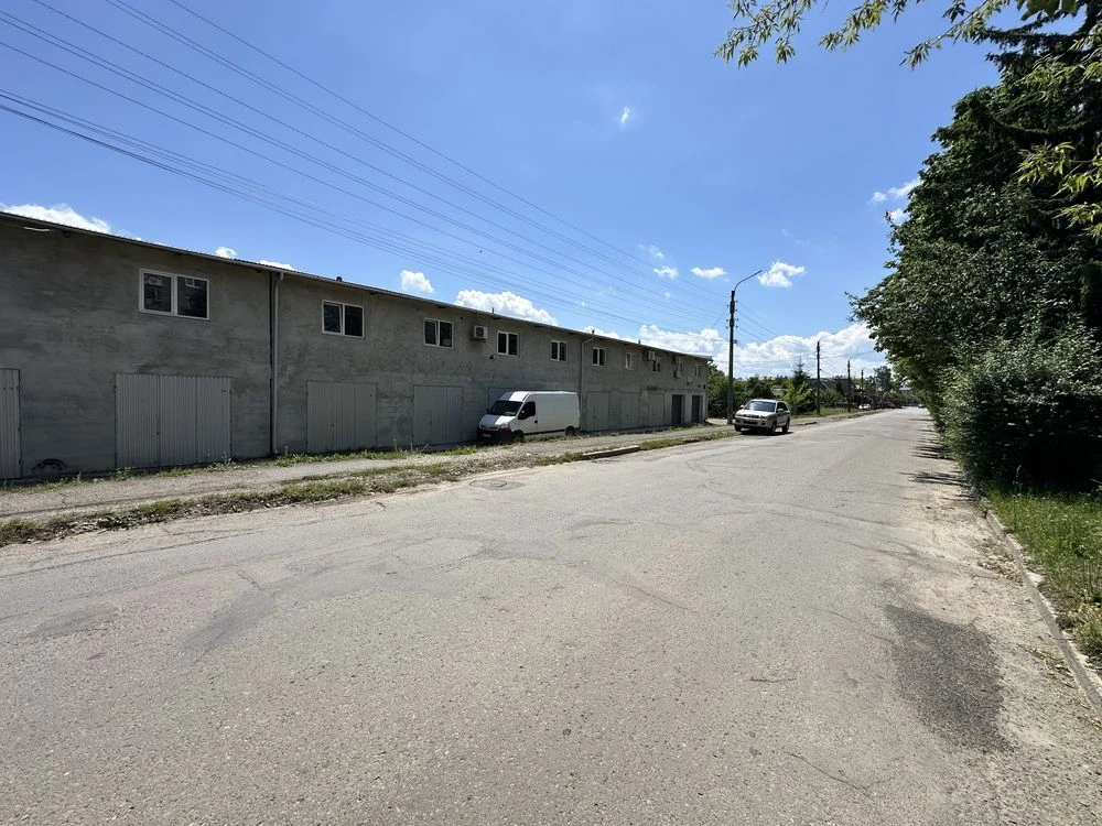 Garage for sale on Boguna street