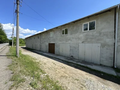Garage for sale on Boguna street