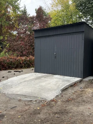 For sale new metal garage center