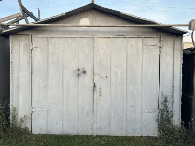 Garage for sale
