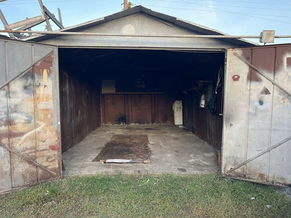 Garage for sale