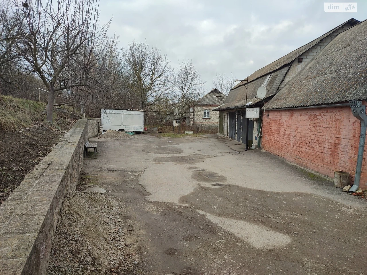 For Sale: Separate Garage in Bohuslav