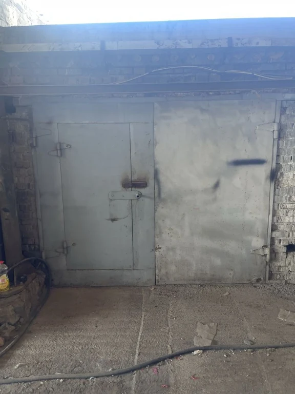 For sale: Capital garage in the "Lada" cooperative