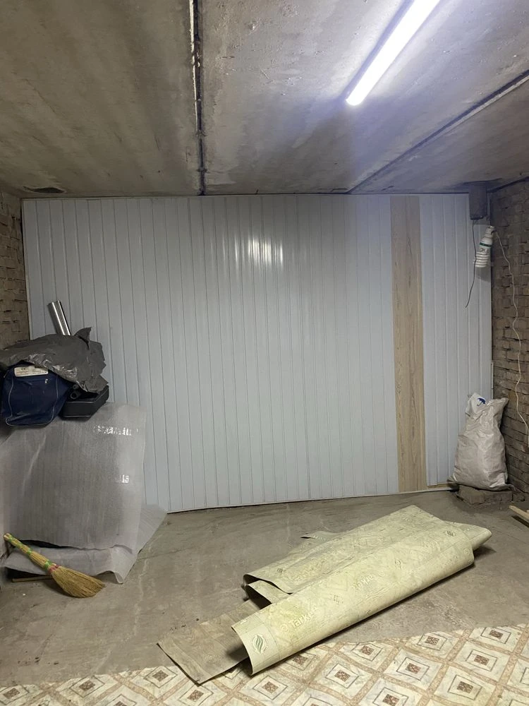 For sale: Capital garage in the "Lada" cooperative