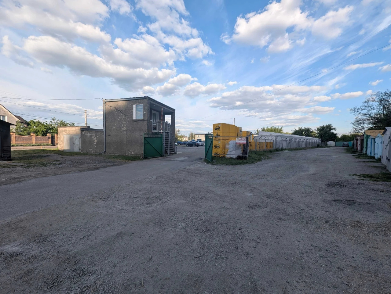 For Sale (Rent) Garages in Tarashcha District, Mykola Avenue