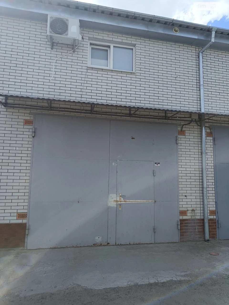 Продаж парку в гаражном кооперативе Таращанский