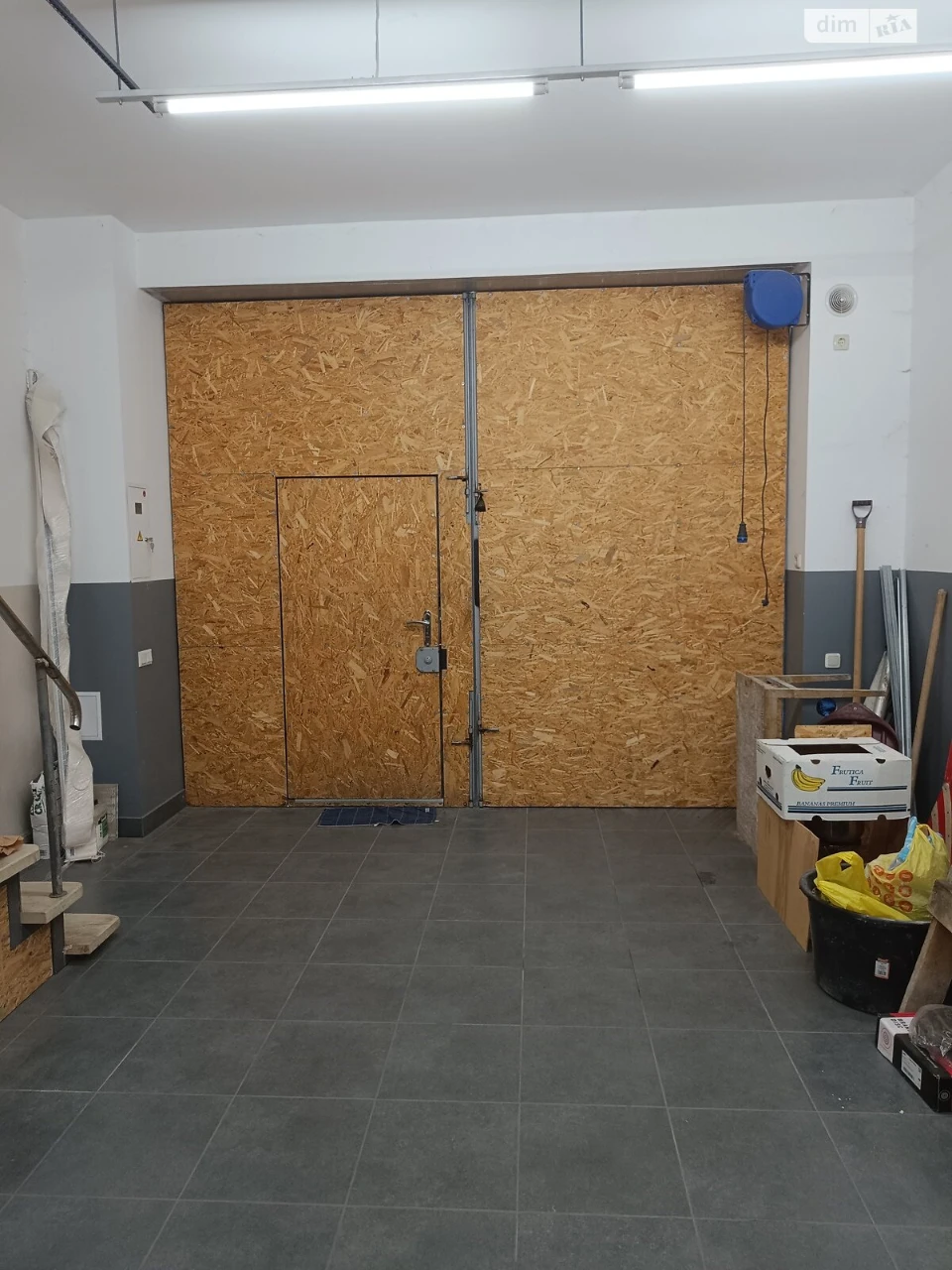 Продаж парку в гаражном кооперативе Таращанский