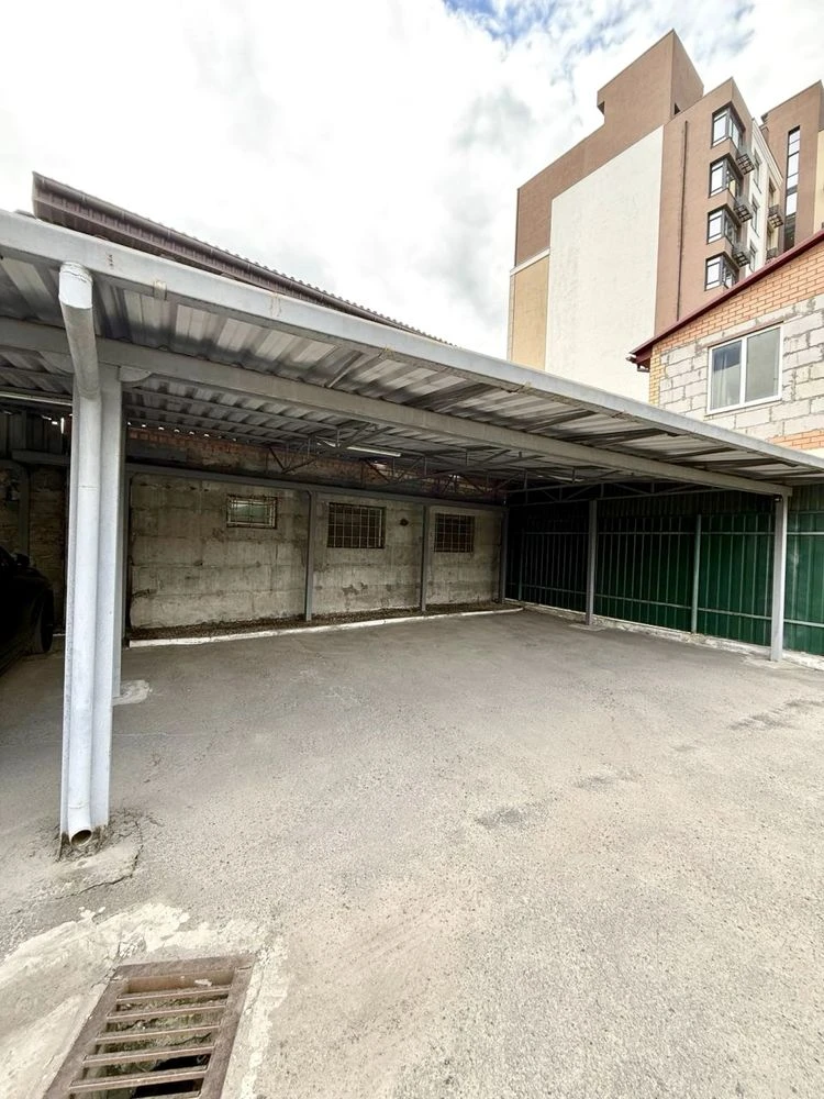 Паркомісце в центрі міста — поруч з ЖК «Династія»