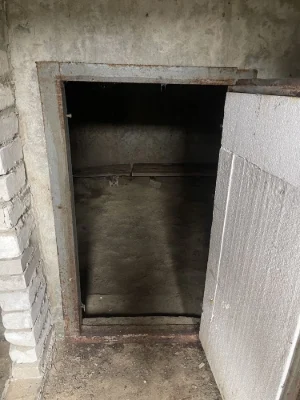 Продается гараж в центре