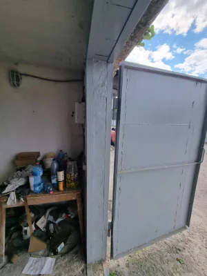 Капитальный гараж из шлакоблока (город Борисполь)