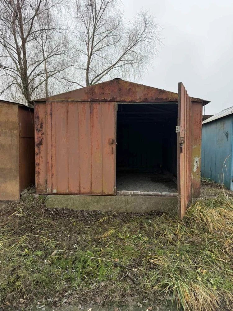 Продам гараж в центре  Борисполя