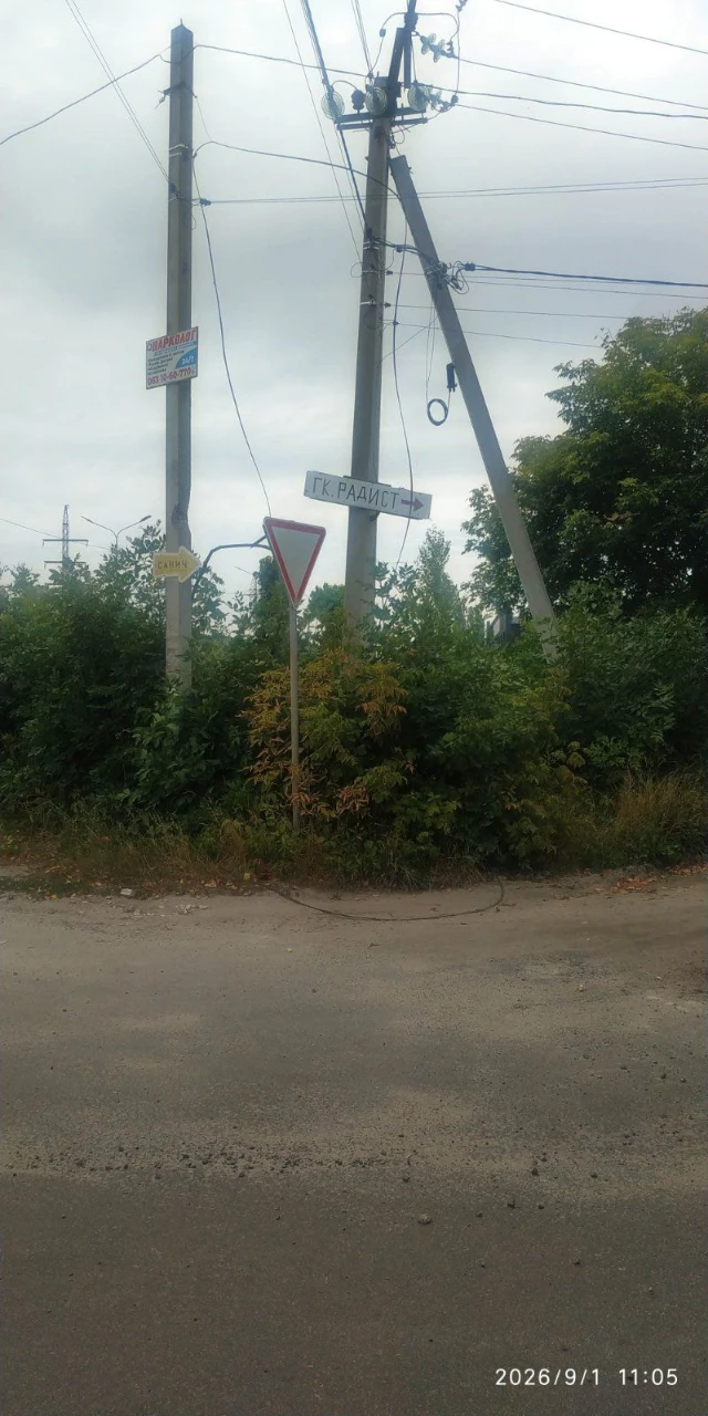 Продам гараж в гаражному кооперативі