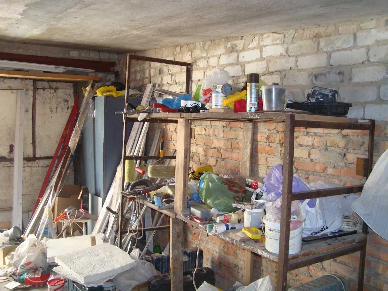 продам цегляний гараж Бровари(Торгмаш)