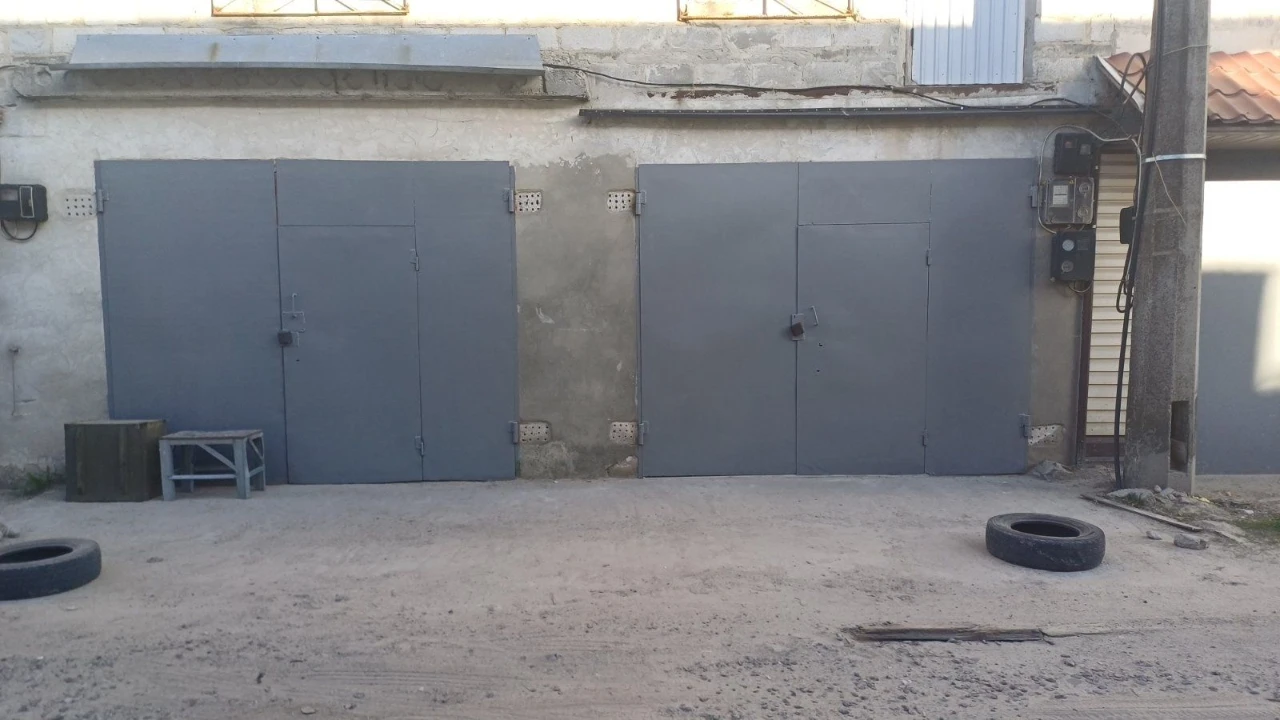Продаються 2 двоповерхові гаражі в Броварах від ГК "Автомобіліст"