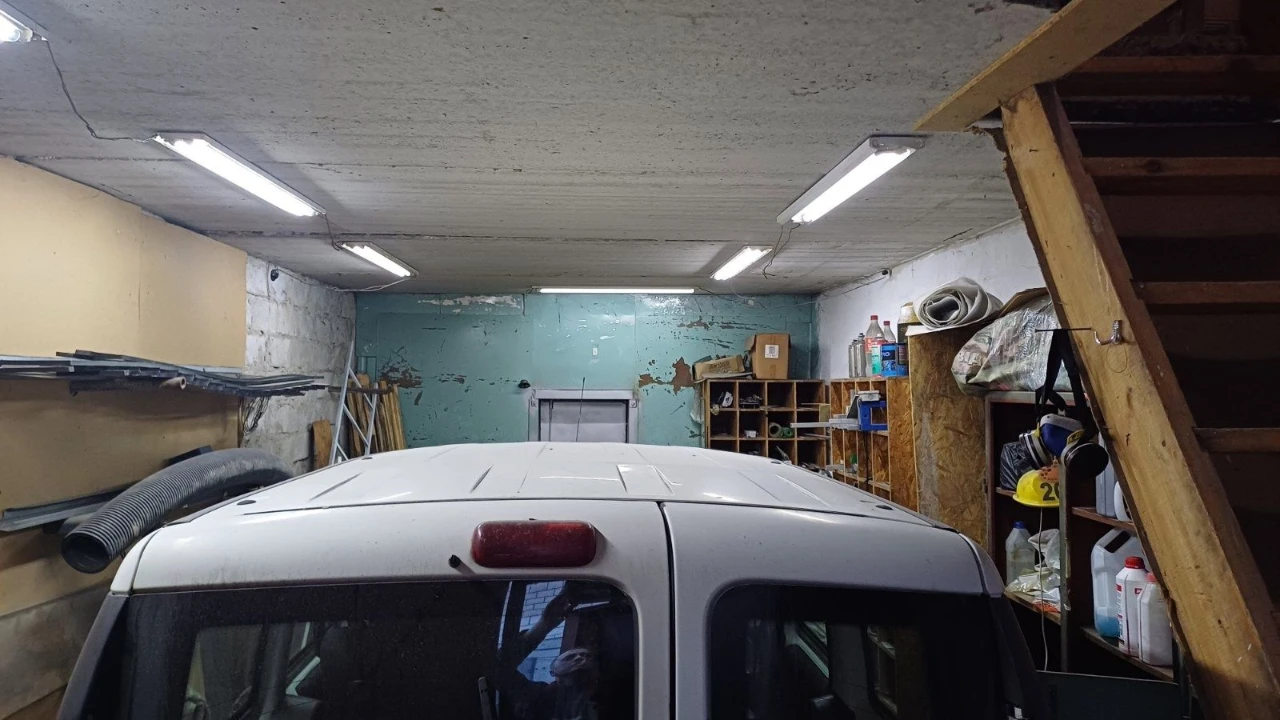 Продаються 2 двоповерхові гаражі в Броварах від ГК "Автомобіліст"