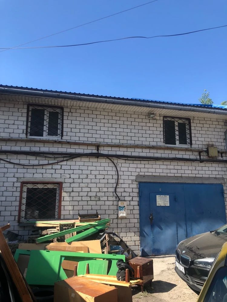 Selling garage 300 sq m