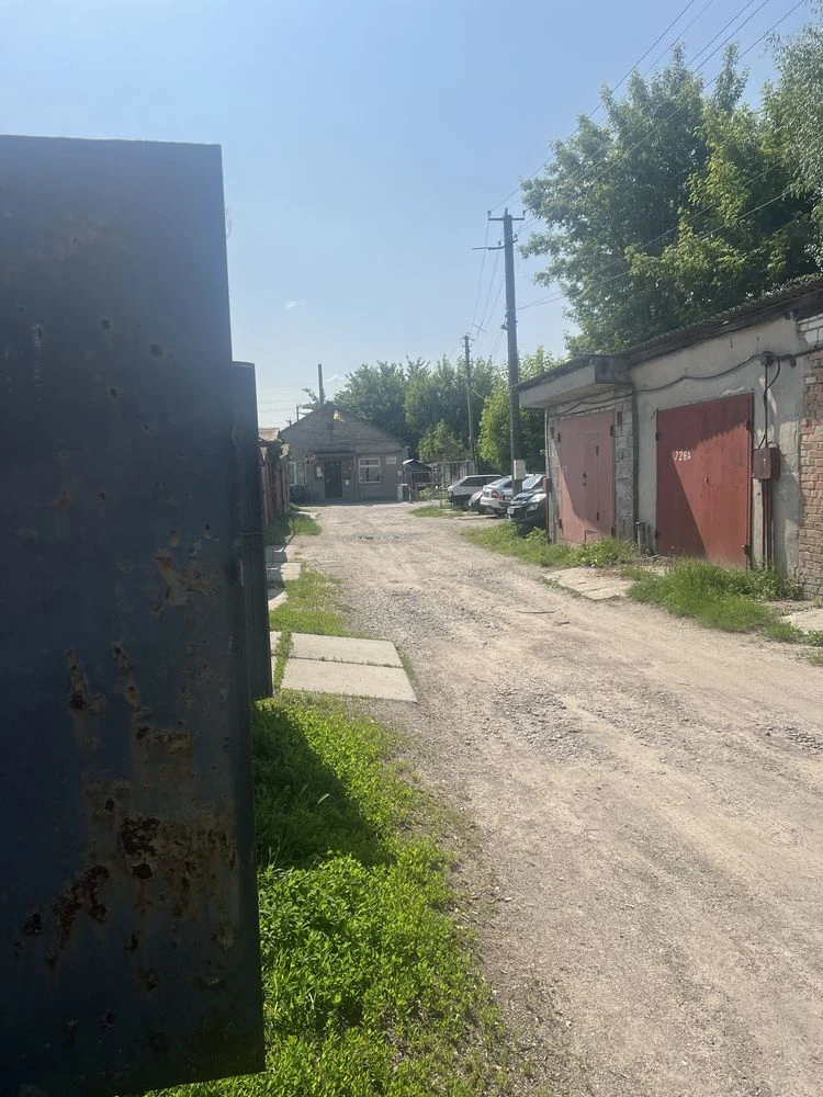 For Sale: Garage at G.K. Automobilist