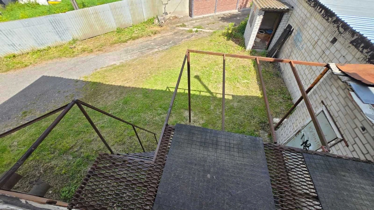 Sale of a two-story garage in the city of Vasylkiv