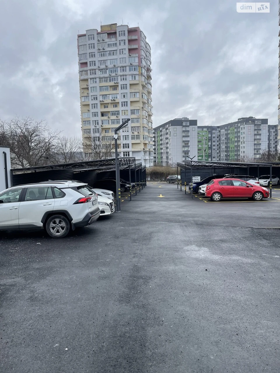 Продажа паркоместа в гаражном кооперативе Ирпень