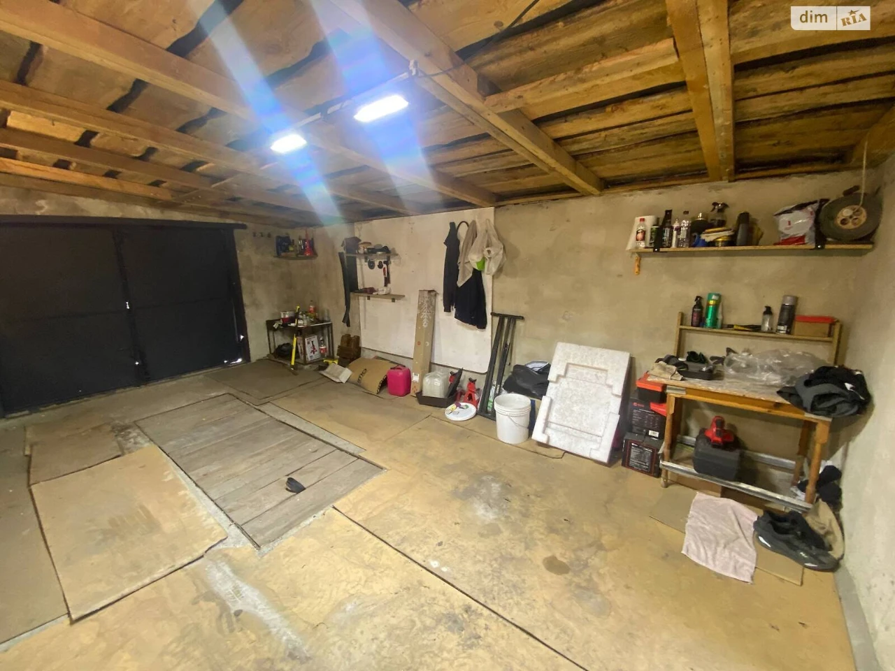 For Sale: Detached Garage