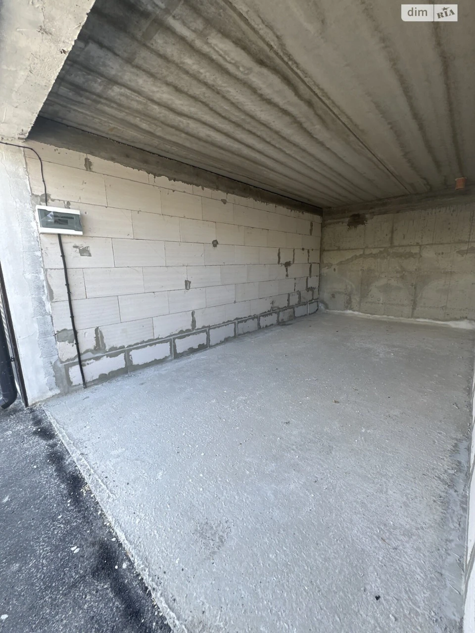 For Sale: Detached Garage